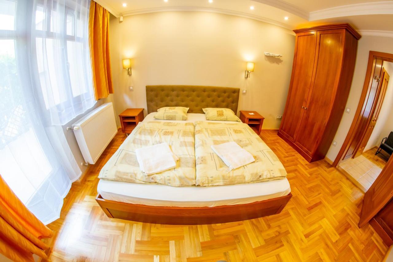 Aranykert Vendégház Eger Extérieur photo